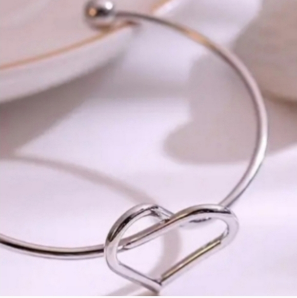 Heart cuff bracelet Silver-Love Bracelet Silver Stainless - Picture 3 of 6